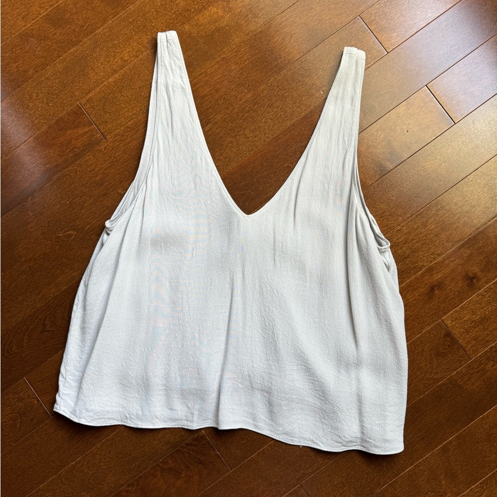 Aritzia kempner blouse size small